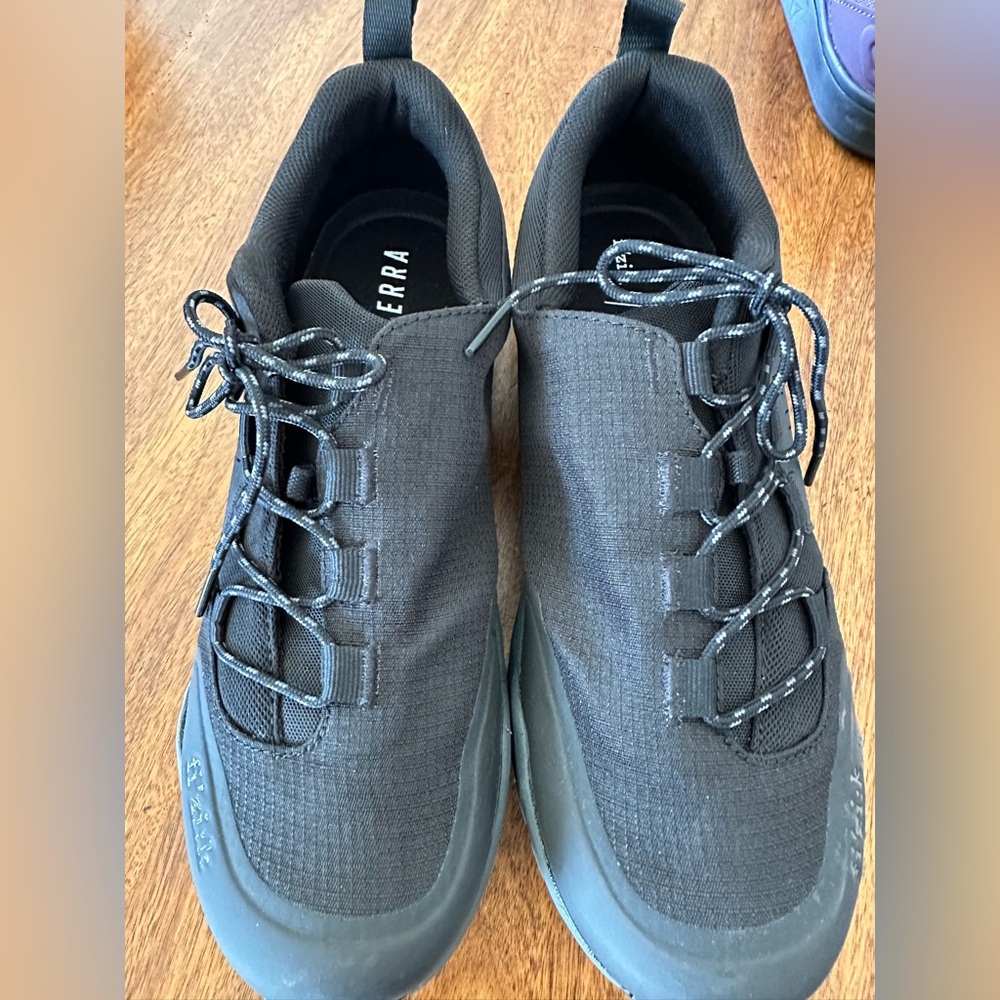 Women’s Fizik Terra bike shoes size 40.5 new